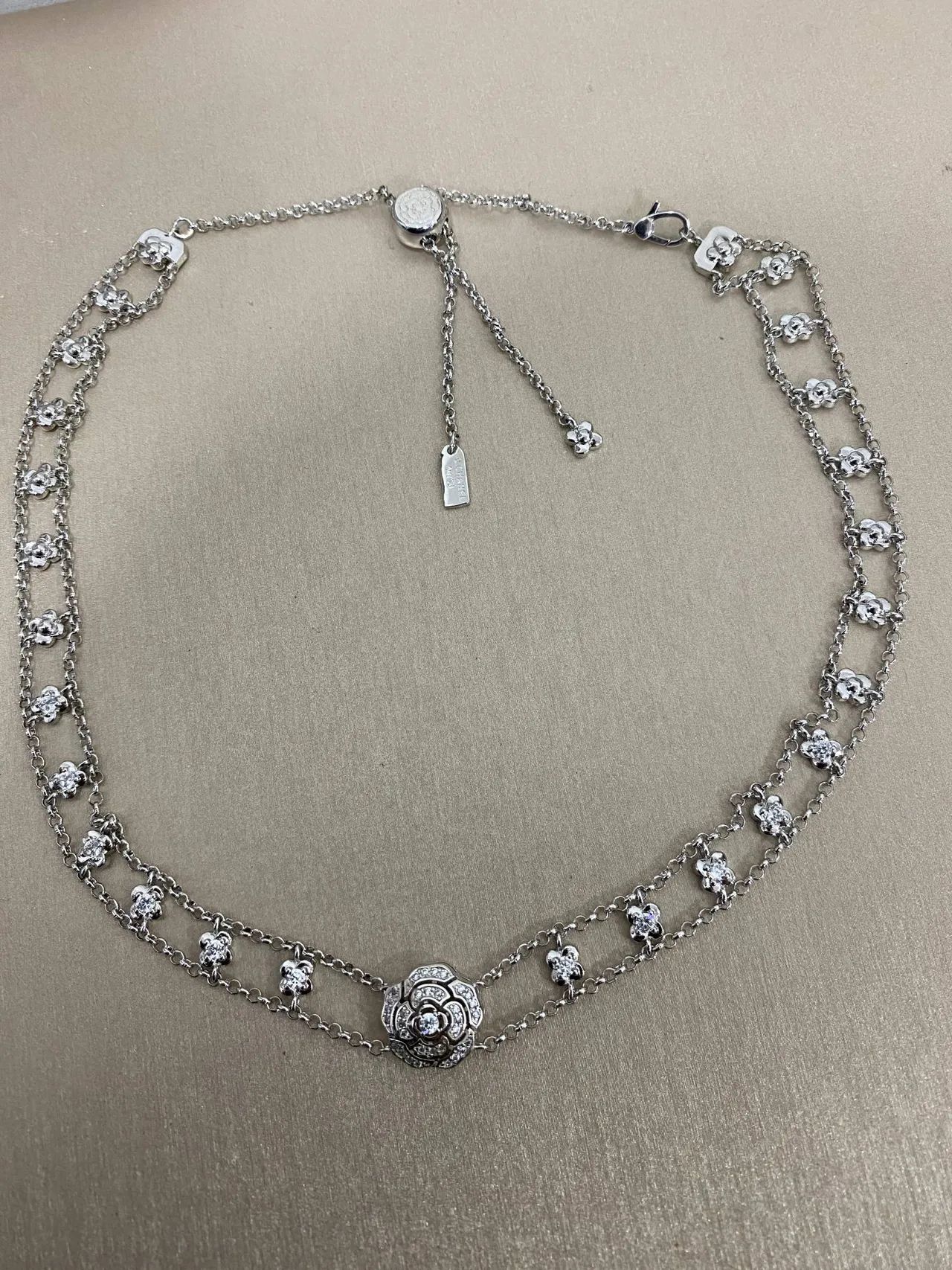 Chanel Camélia Double-Chain Crystal Camellia Necklace 2