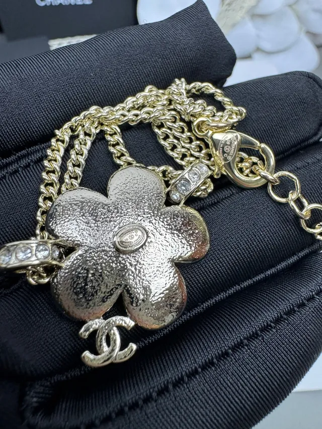 Chanel Camélia Flor Esmalte Azul Dorado Doble Cadena Collar 3