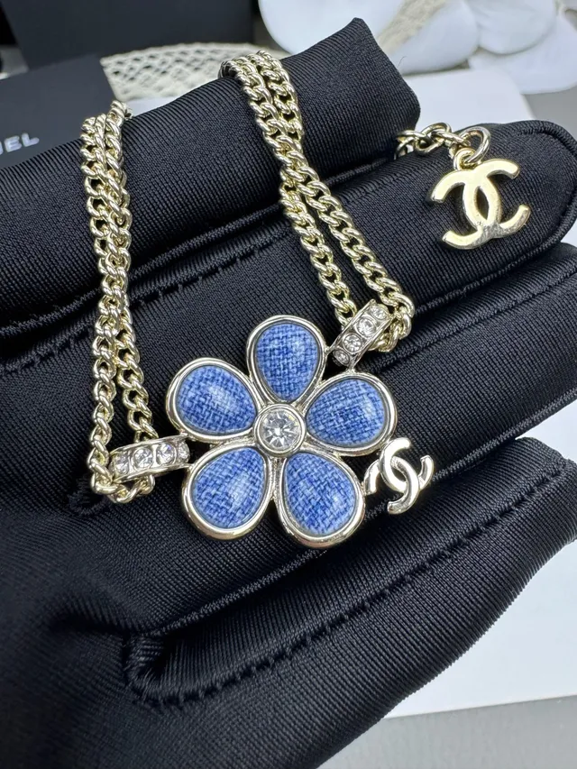 Chanel Camélia Flor Esmalte Azul Dorado Doble Cadena Collar 4