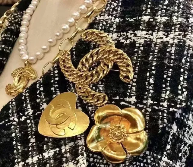 Chanel Camellia Broche Doré Métallique Fleur 4