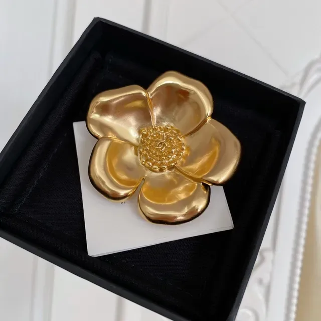 Chanel Camellia Broche Doré Métallique Fleur 10
