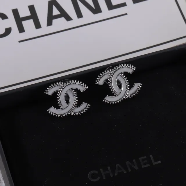 Chanel CC Logo Stud Beige Gold Interlocking Enamel-Filled Earrings 4