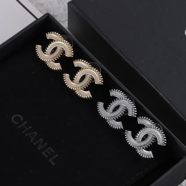 Chanel CC Logo Stud Beige Gold Interlocking Enamel-Filled Earrings 6