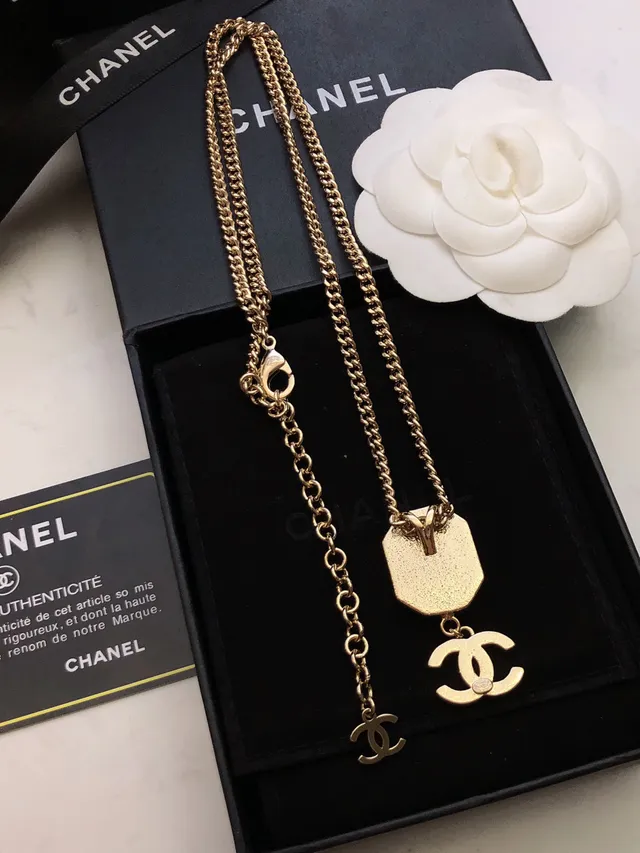 Chanel CC Necklace Gold White Curb Chain Octagonal Crystal Centerpiece Necklace 6