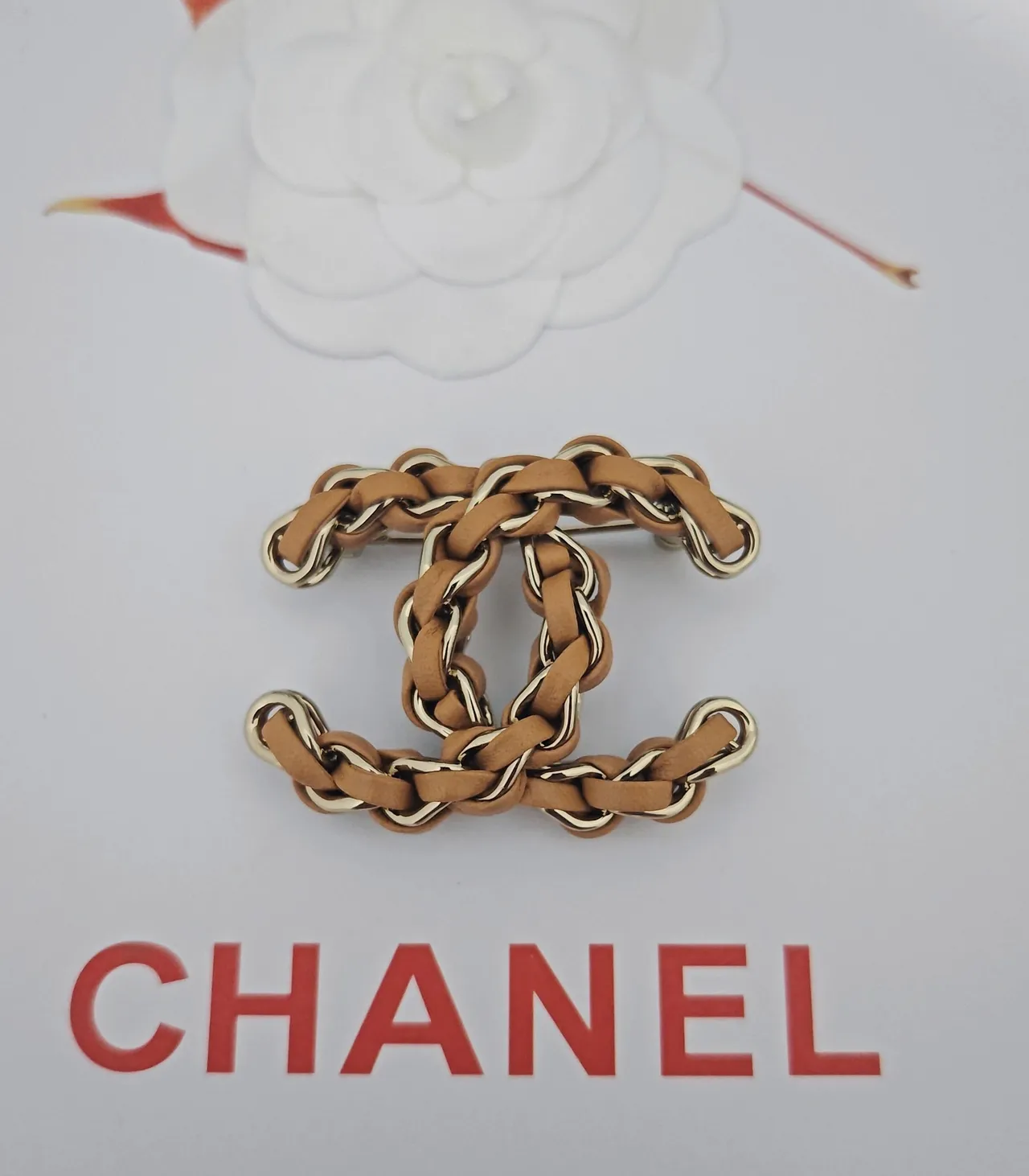 Chanel Chain-Link CC Brooch Beige Silver Woven Leather Interlocking Logo Brooch 4
