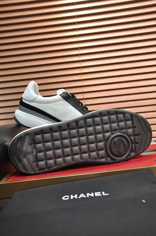 Chanel Court Classic White Green Panelled Color-Blocked Sneakers 4