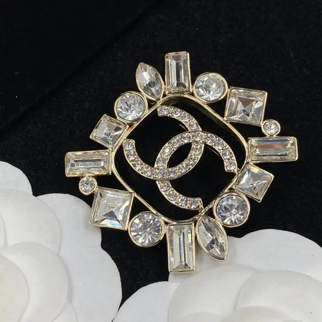 Chanel Crystal-Embellished Interlocking CC Brooch 4