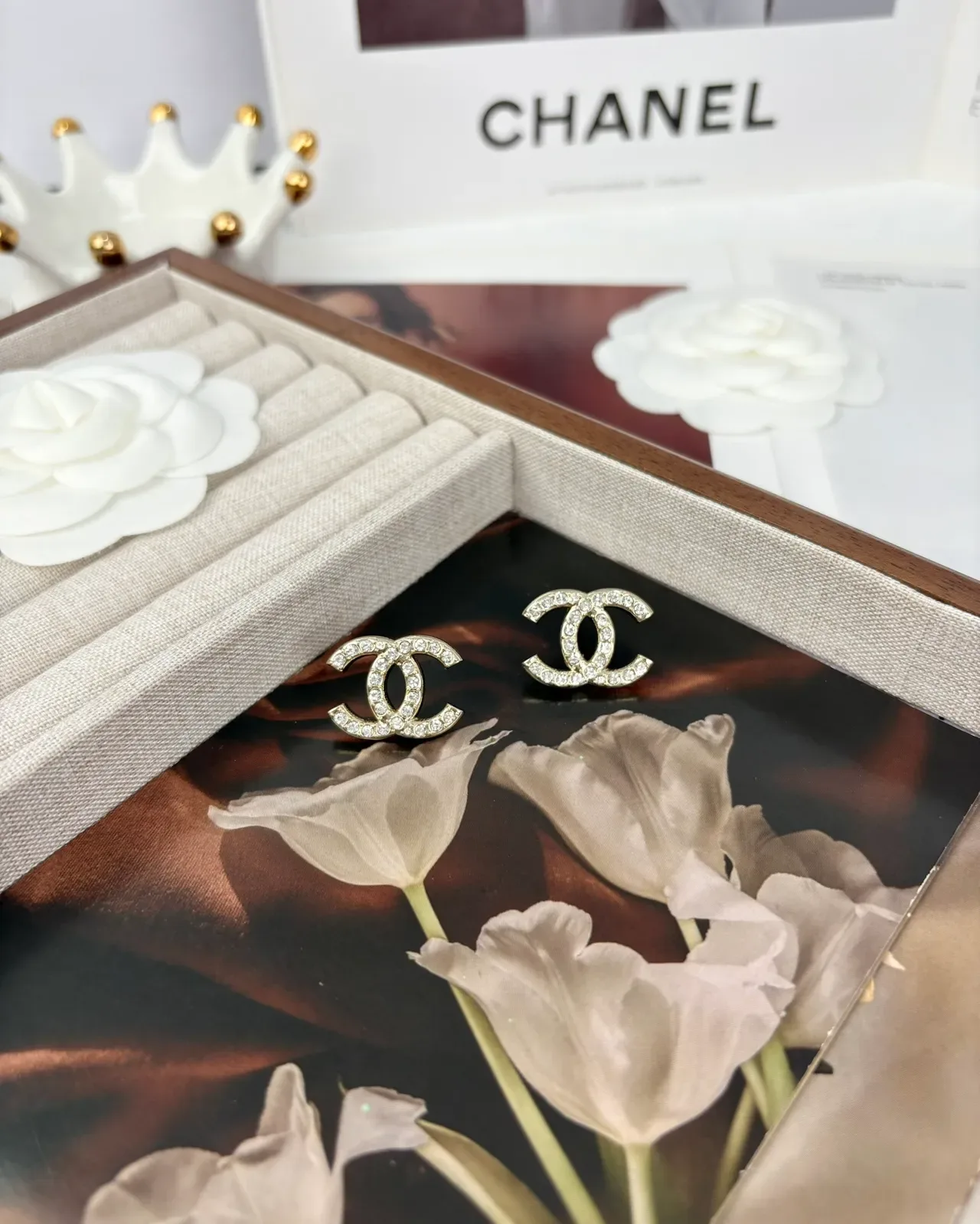 Chanel Crystal-Encrusted CC Logo Gold-Tone Stud Earrings 4