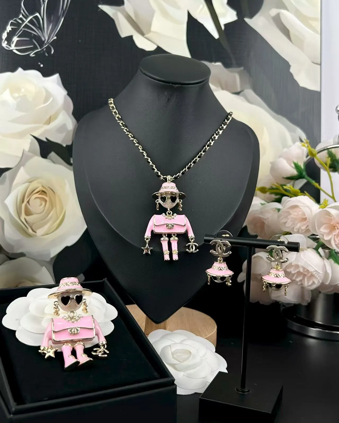 Chanel Figurative CC Charm Pink Silver Enamel Finish Necklace 2