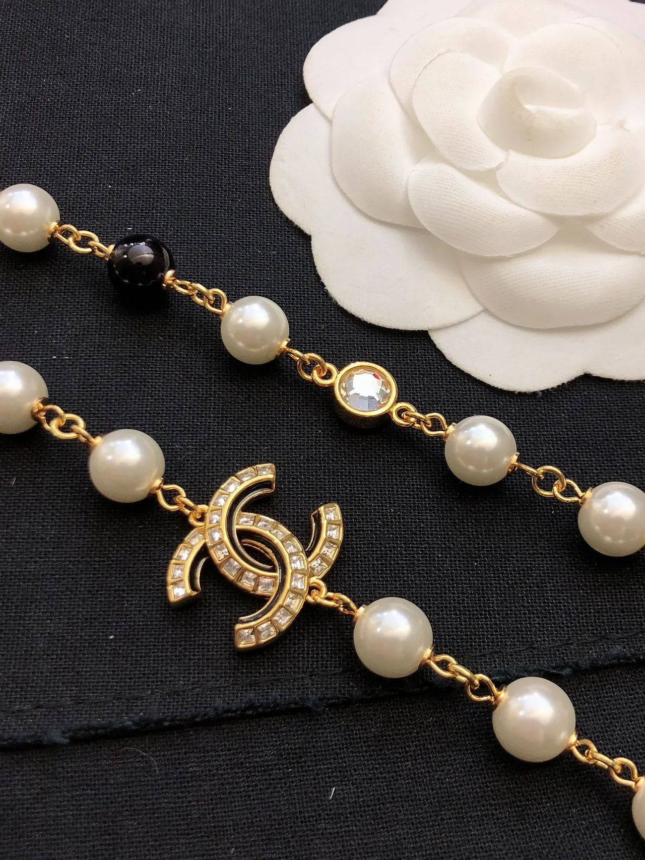 Chanel Long Pearl Necklace White Gold Chain Interlocking CC Logo Charms Necklace 4
