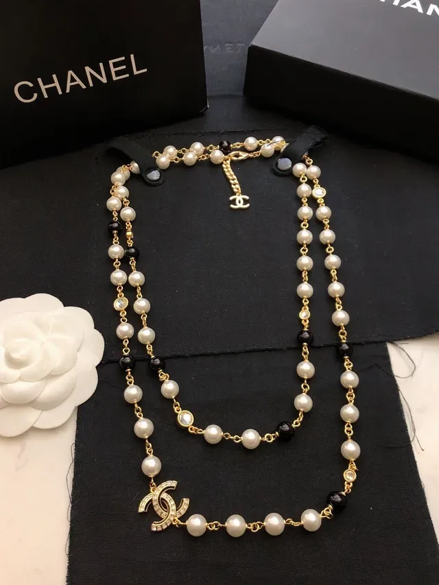 Chanel Long Pearl Necklace White Gold Chain Interlocking CC Logo Charms Necklace 9