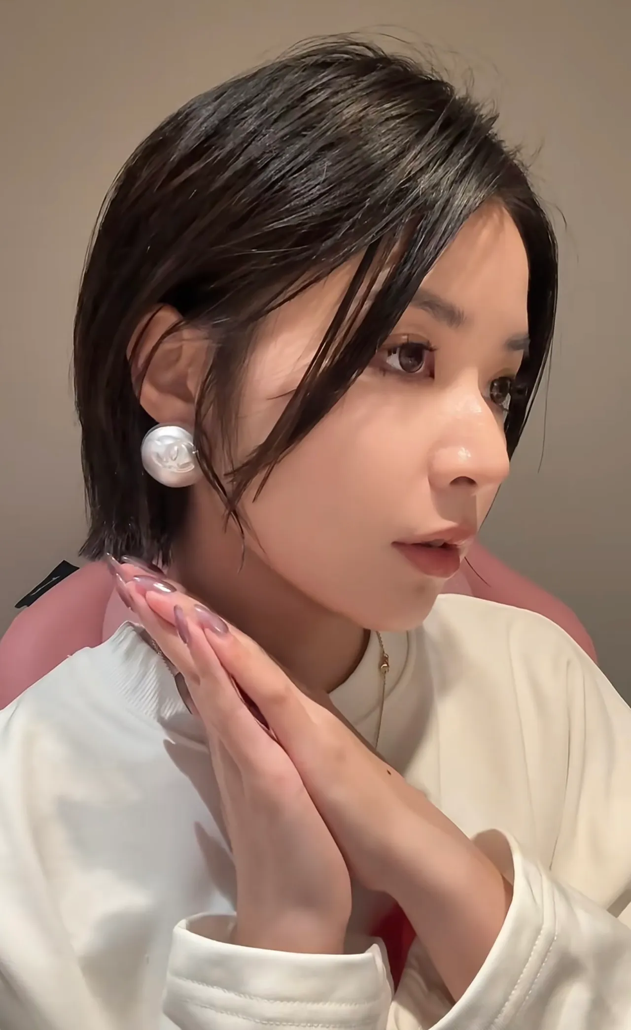 Chanel Pearl-Effect CC Logo Stud Earrings 9