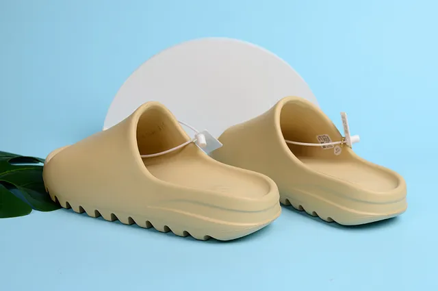 Chanel Slide Beige CC-Chain Slippers 5
