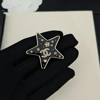Chanel Star Brooch Black Enamel Gold-Tone Crystal CC Logo Brooch