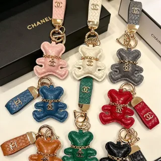 Chanel Teddy Bear Pink Gold Quilted Leather Interlocking CC Logo Handbag
