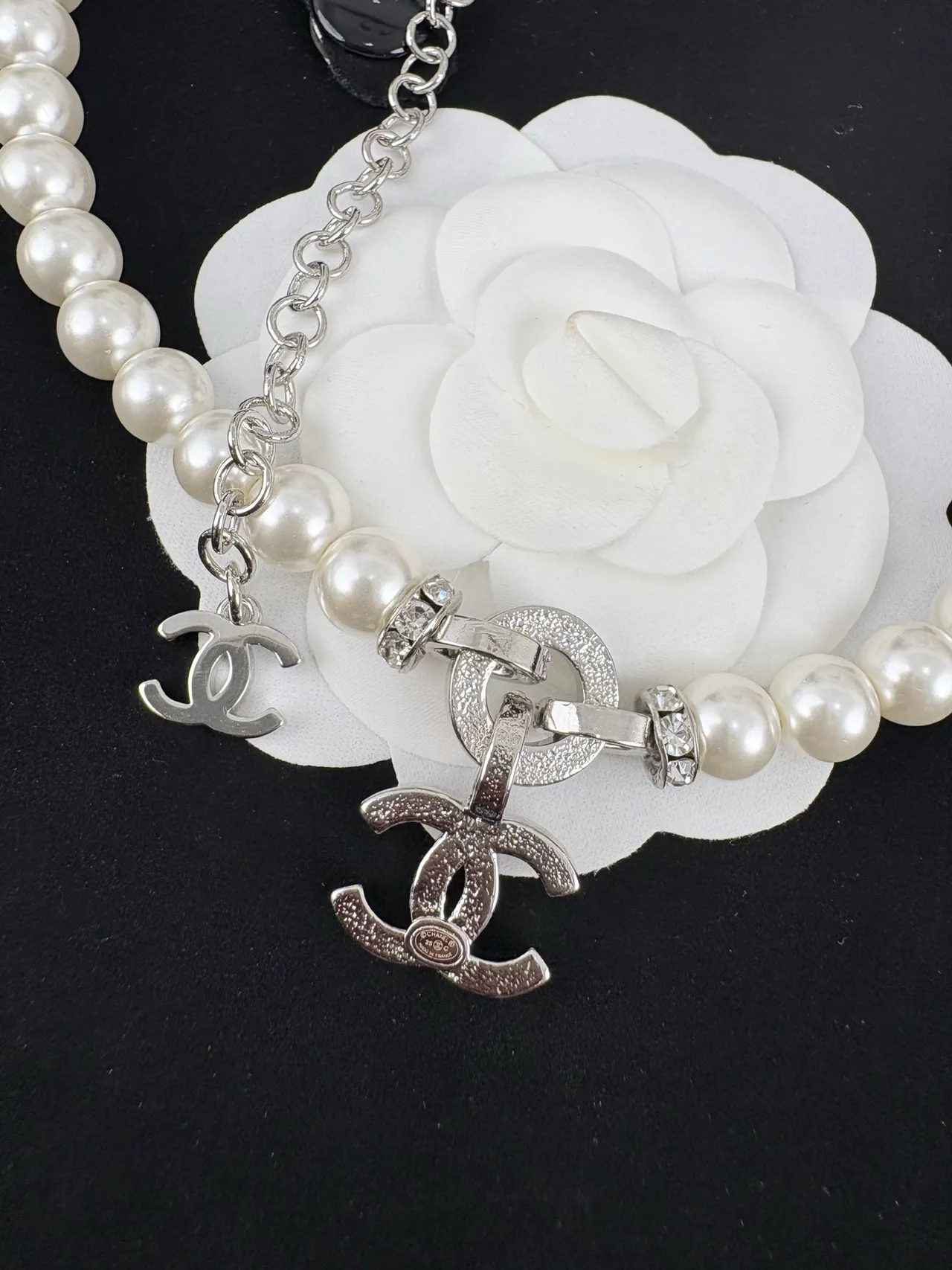Chanel White Silver Pearl Strand Interlocking CC Logo Necklace 5