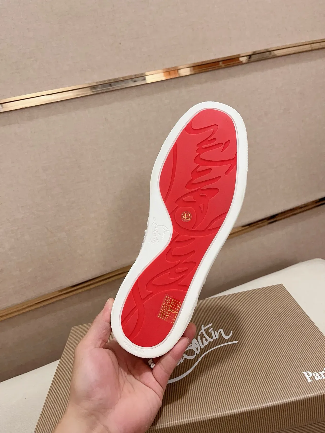 Christian Louboutin Noir Blanc Bout avec Spikes Tige en Matériau Mixte Sneakers Lifestyle 8