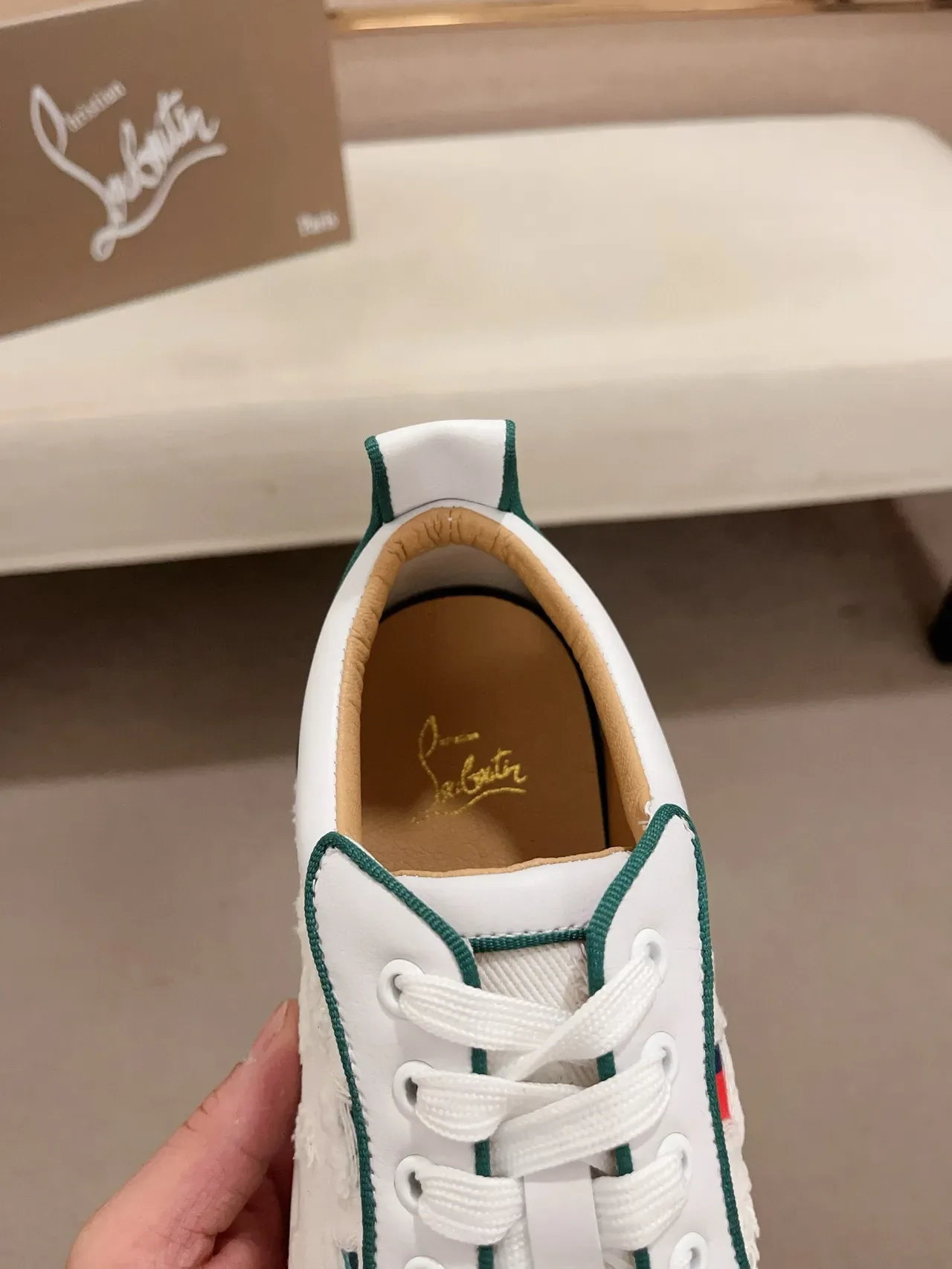 Christian Louboutin Blanc Vert Pointe à picots Panneaux de tissu déconstruits Sneakers lifestyle 6
