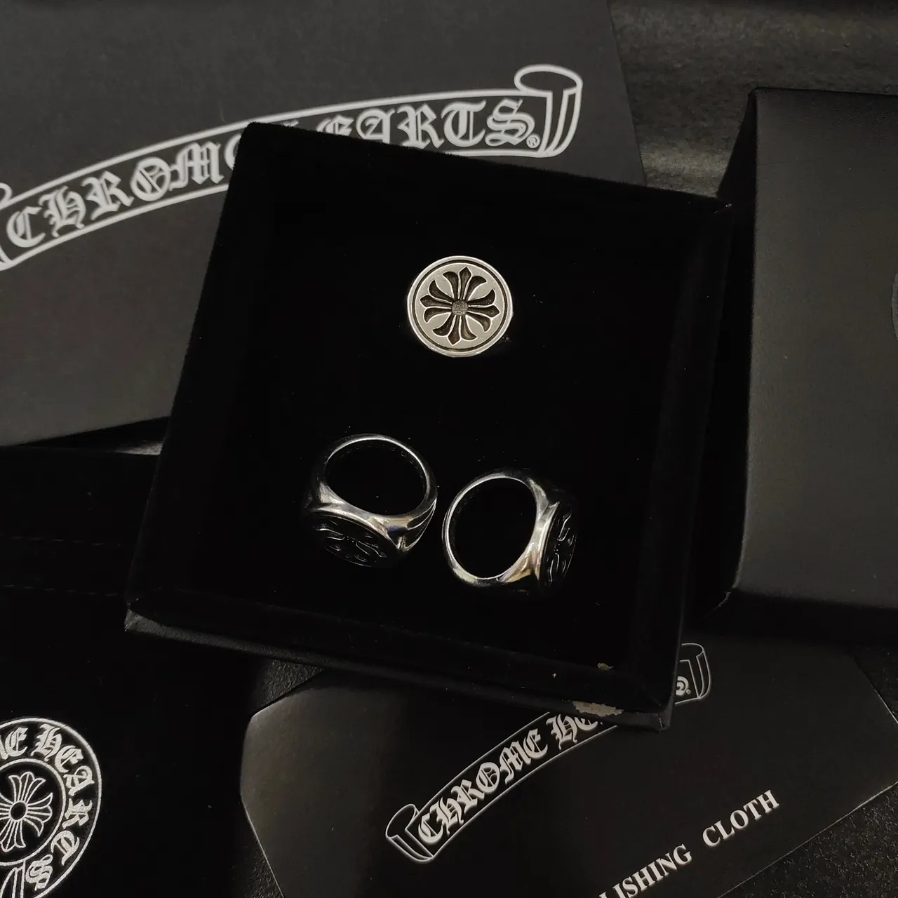 Chrome Hearts Floral Cross Signet Silver Black Engraved Ring 4