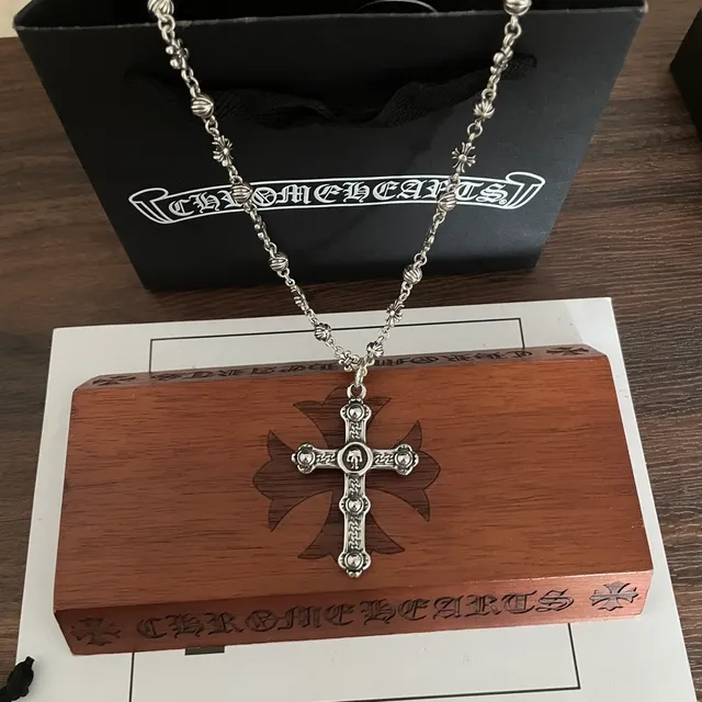 Chrome Hearts Croix Ornée Turquoise Pendentif 3