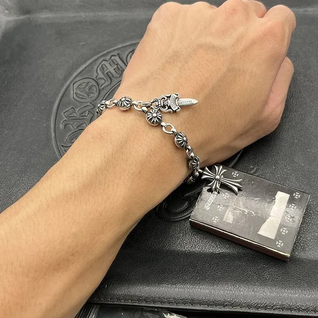 Chrome Hearts Plata Multi-Charm Pulsera 2