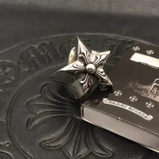 Chrome Hearts Star Fleur Polished Silver Sculptural Ring
