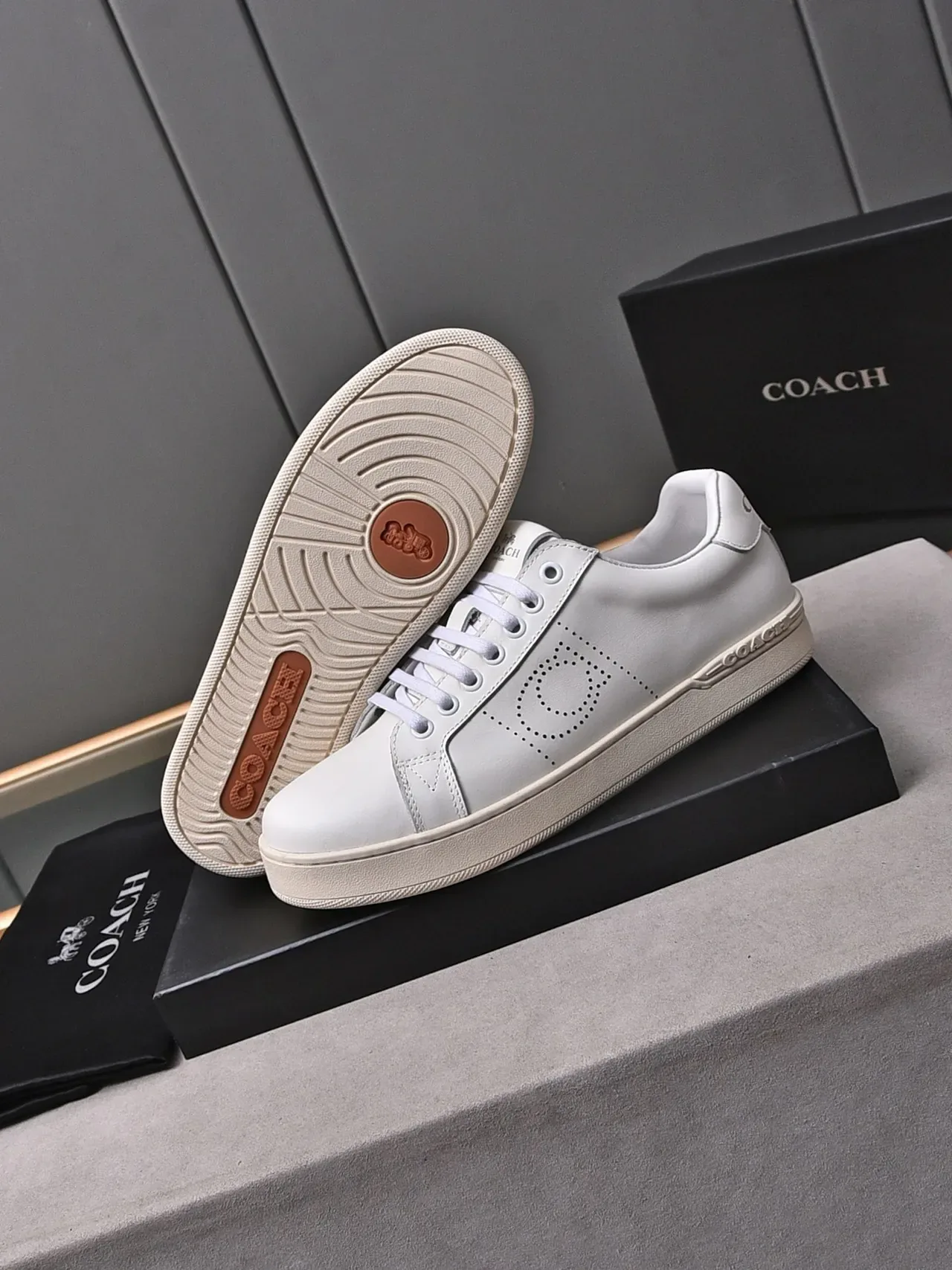 Coach Zapatillas Lifestyle Blanco Beige Cuero Superior Panel Logo Perforado 4