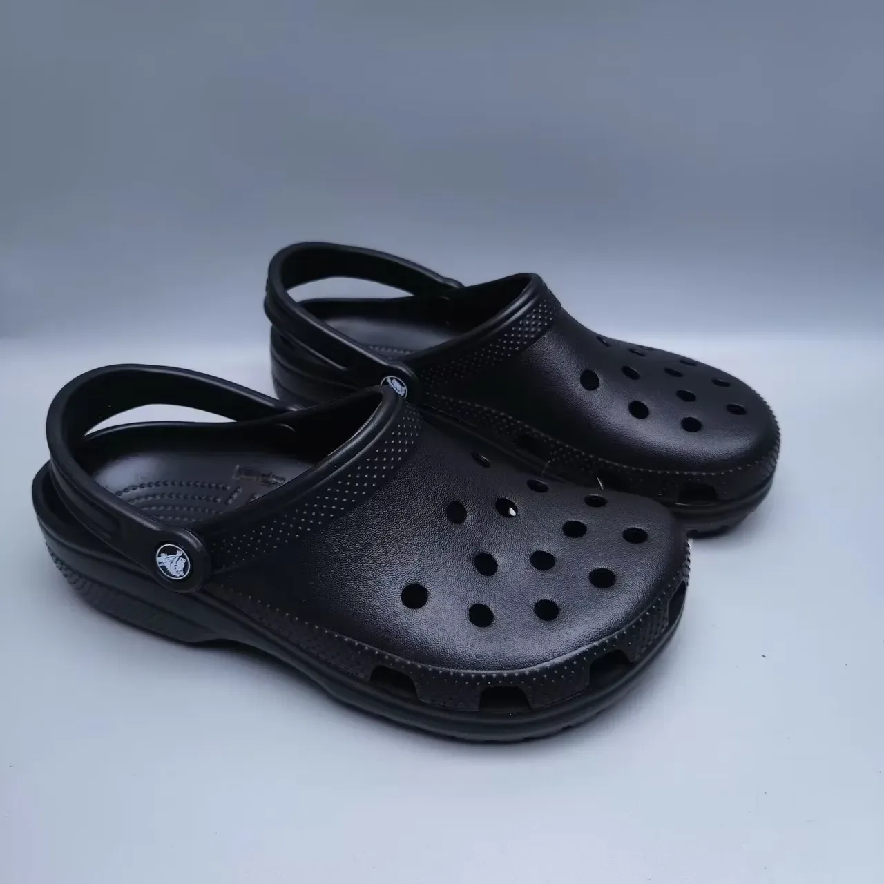 Crocs Classic Clog Black Molded Synthetic Clog 6