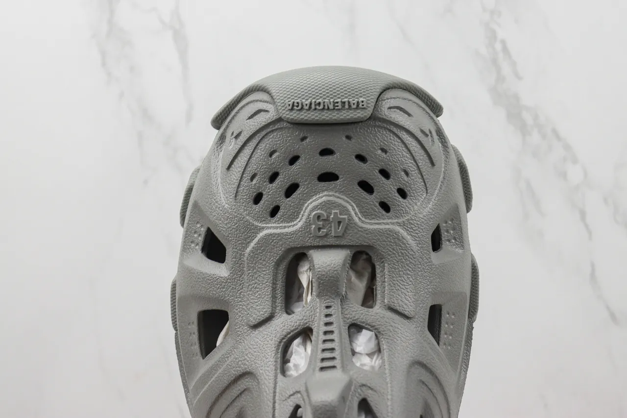 Crocs Echo Clog Gray Molded Foam Clog 3