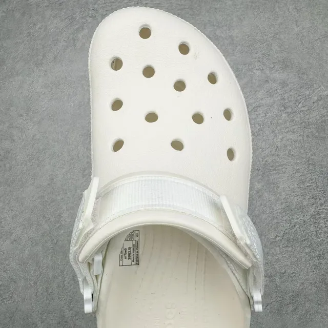 Crocs Echo Clog Off-White Platform Clog 4