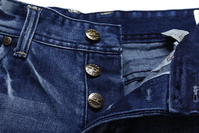 Diesel بنطال قصير جينز غسيل متوسط متضرر 8