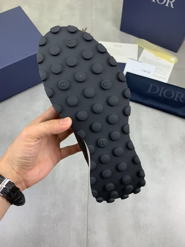 Dior B23 Sneakers Lifestyle Gris en Suède et Maille 2