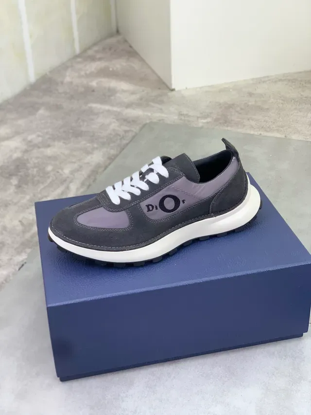 Dior B23 Sneakers Lifestyle Gris en Suède et Maille 4