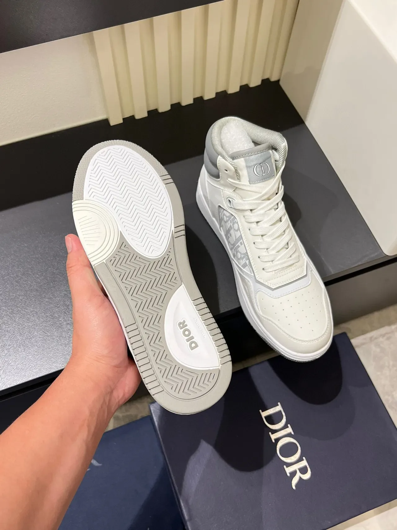 Dior B23 Sneakers Lifestyle Hautes Off-White et Gris 8