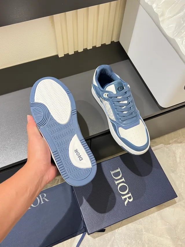 Dior B27 Blue and White Oblique Monogram Lifestyle Sneakers 3