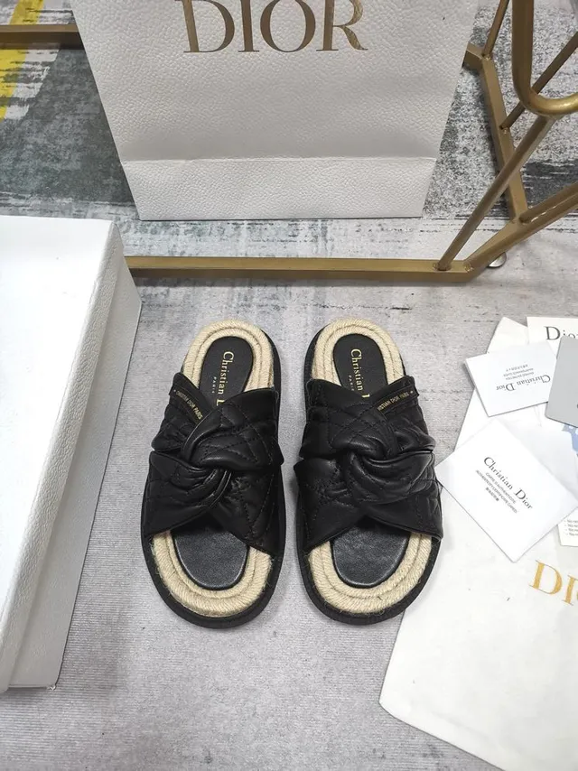Dior B27 Quilted Leather Twisted Knot Slippers 4