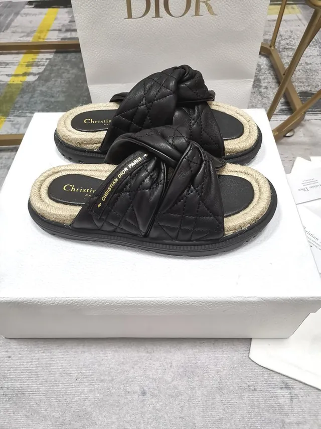 Dior B27 Quilted Leather Twisted Knot Slippers 5