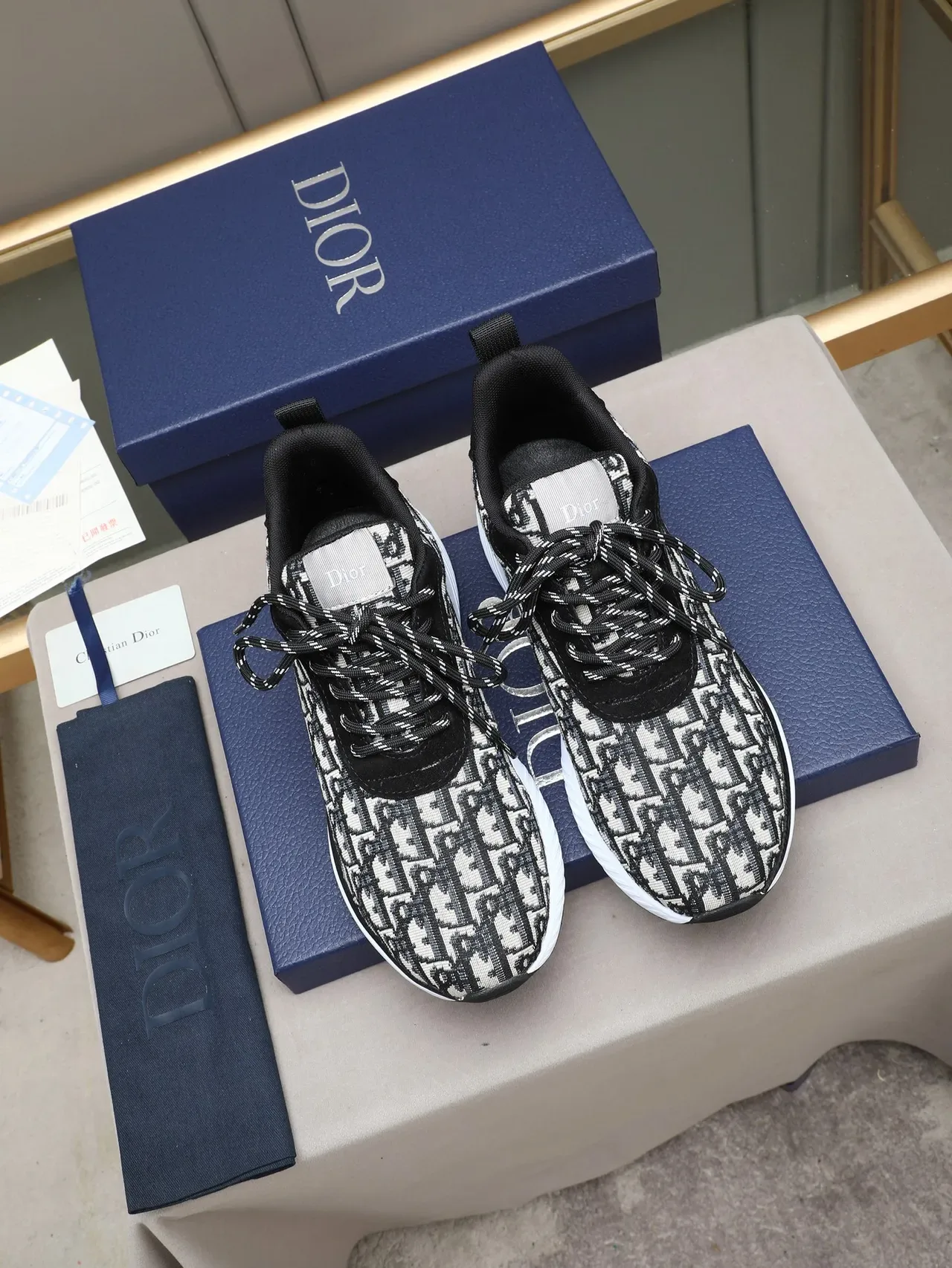 Dior Noir et Blanc Monogram Jacquard Dessus Semelle intermédiaire sculptée Sneakers lifestyle 3