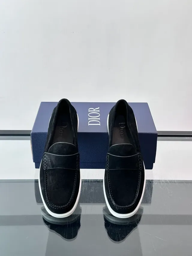 Dior काला सफेद सुड अपर कॉन्ट्रास्ट सोल लोफर 4
