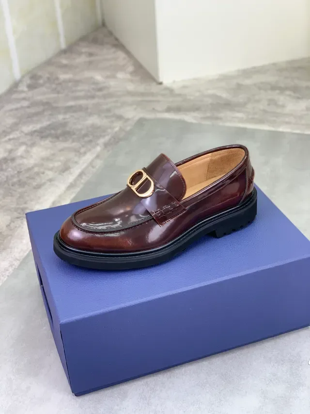 Dior Brown Black Glossy Patent Leather CD-Logo Buckle Loafer 5
