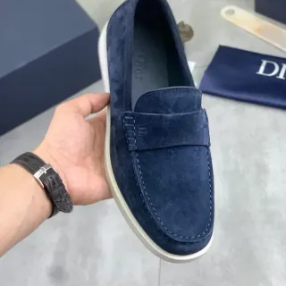 Dior नेवी व्हाइट सुड पेनी स्ट्रैप लोफर