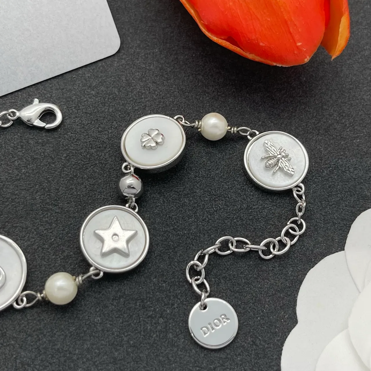 Dior Lucky Charms Multi-Charm Bracelet Argenté Mère-de-Perle et Perle 5