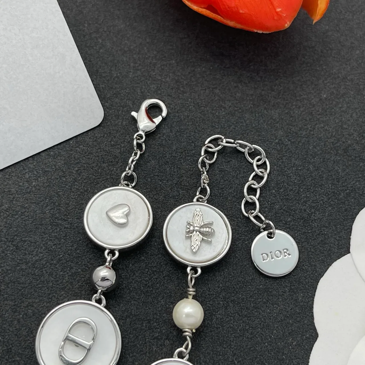 Dior Lucky Charms Multi-Charm Bracelet Argenté Mère-de-Perle et Perle 6