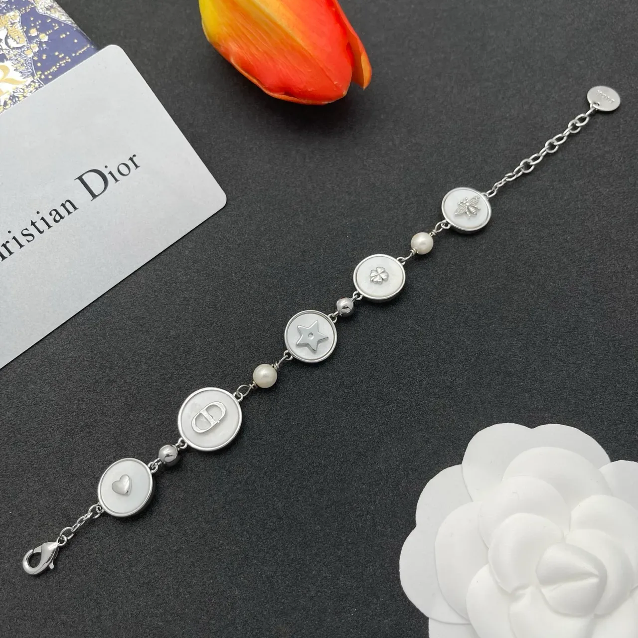 Dior Lucky Charms Multi-Charm Bracelet Argenté Mère-de-Perle et Perle 8