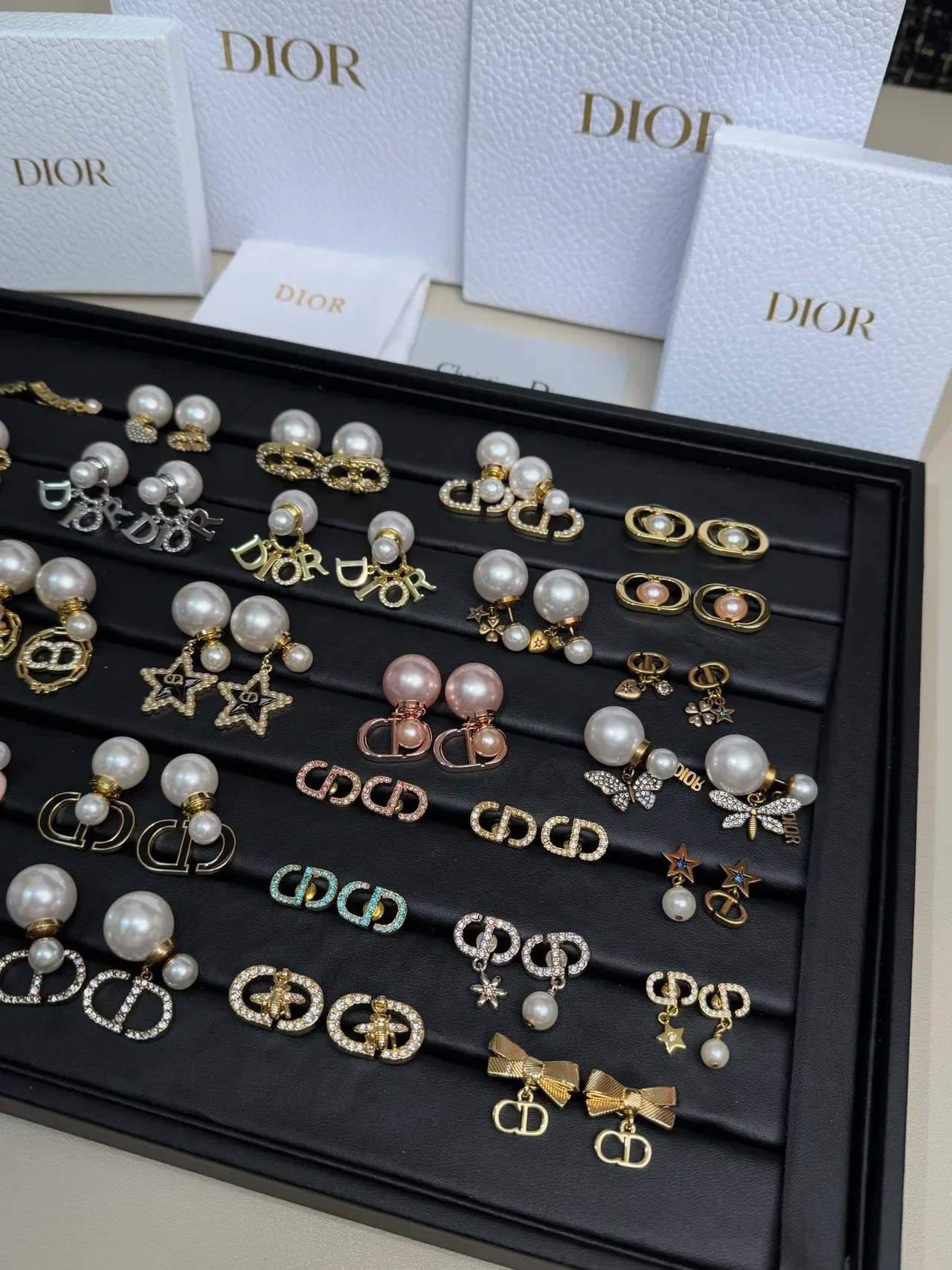 Dior Pearl and Gold-Tone CD Motif Earrings 5