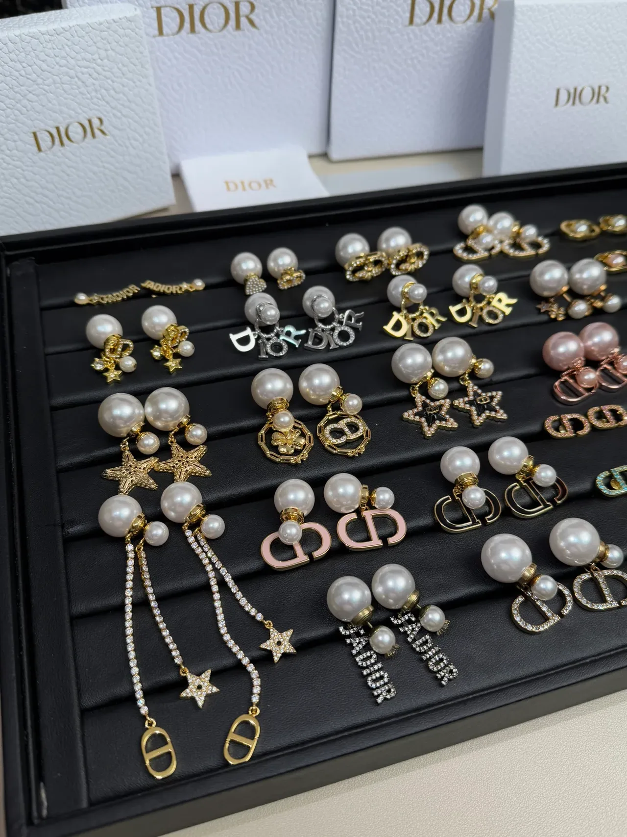 Dior Pearl and Gold-Tone CD Motif Earrings 6