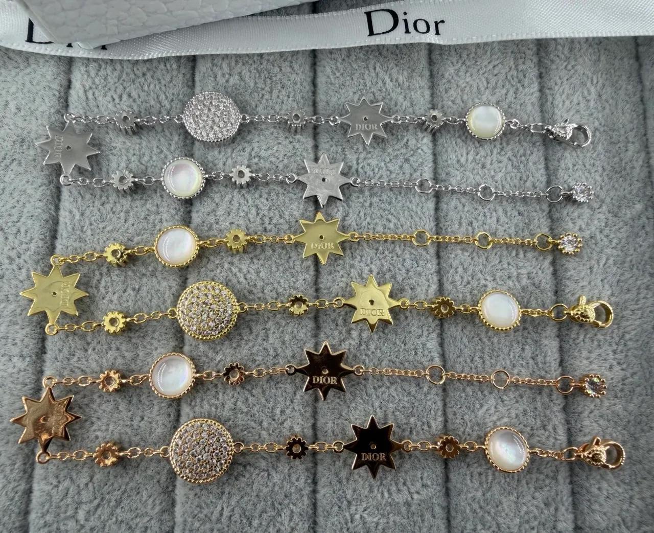 Boucles d'oreilles pendantes Dior Rose des Vents Étoile et Compas Cristal-Détaillé 2