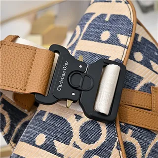 Dior Saddle Navy Beige Monogrammed Canvas Tan Leather Trim 马鞍包 2