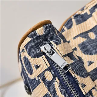Dior Saddle Navy Beige Monogrammed Canvas Tan Leather Trim 马鞍包 6