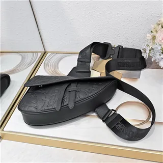 Dior Saddle Navy Beige Monogrammed Canvas Tan Leather Trim 马鞍包 24